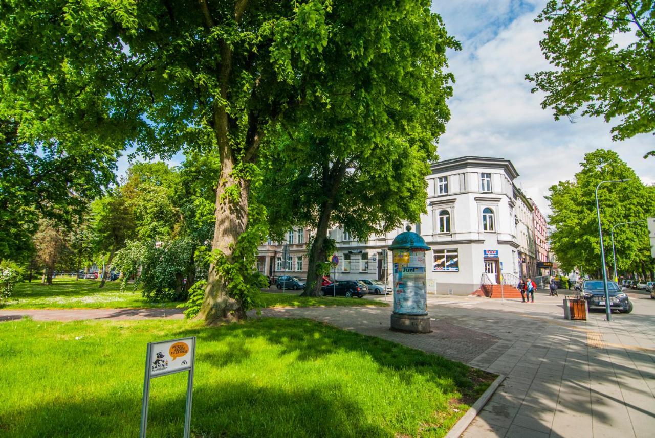 Pomorska Loft Apartment Kolobrzeg Luaran gambar